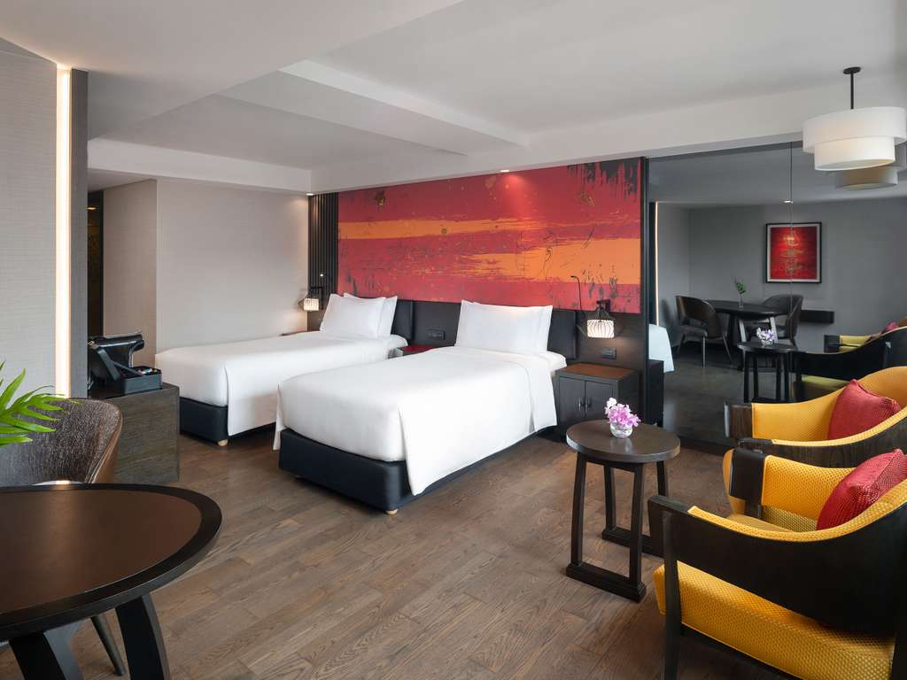 Mercure Bangkok Sukhumvit 11 — 13/14