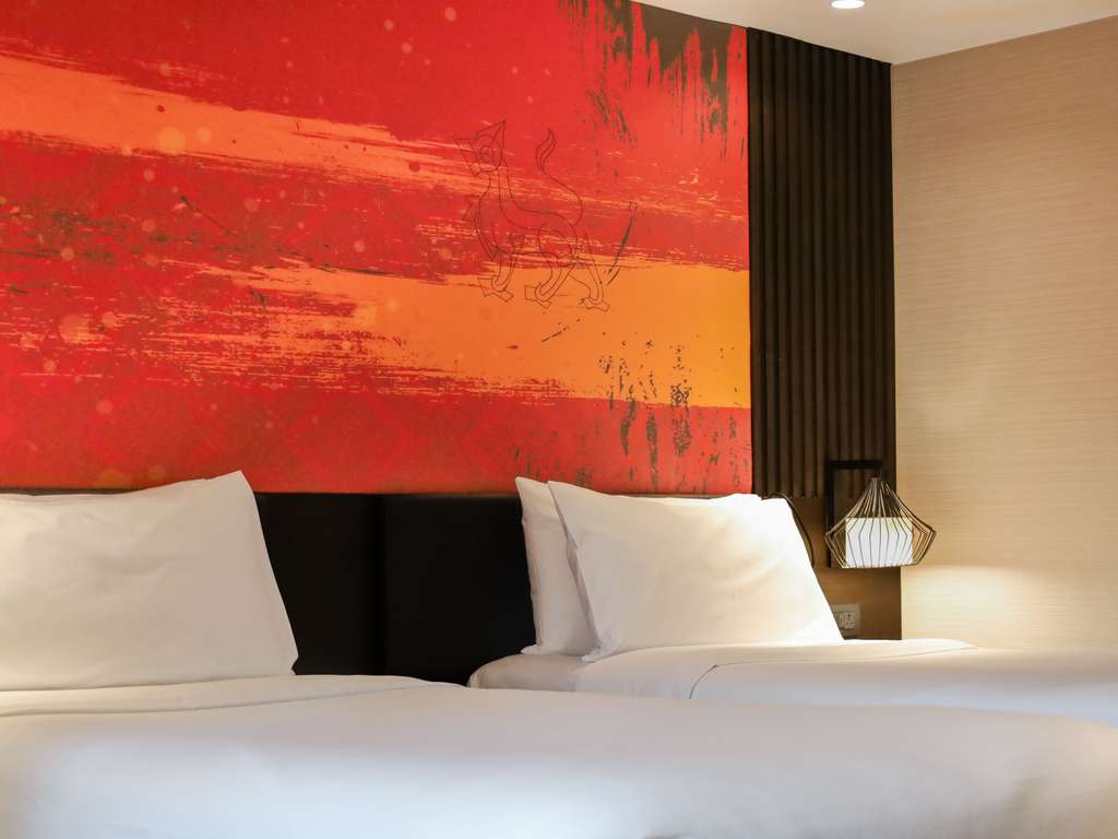 Chambre Privilège avec lits jumeaux et accès au salon — photo 4