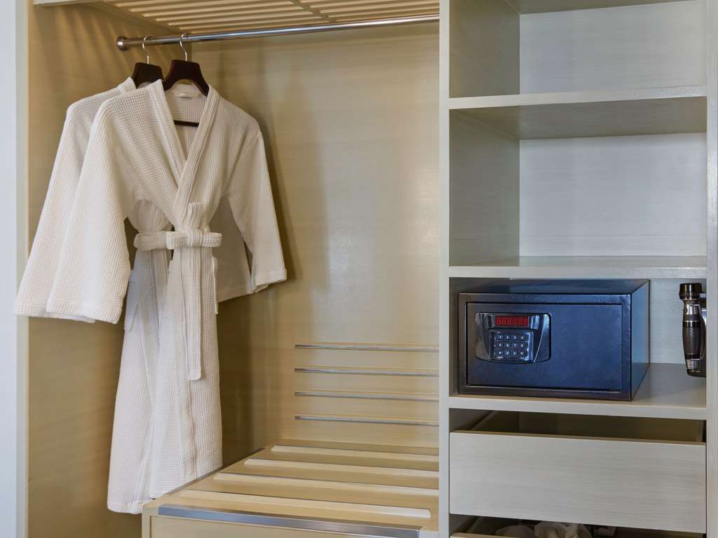 CHAMBRE DELUXE avec 1 Lit King et vue sur la mer — photo 3