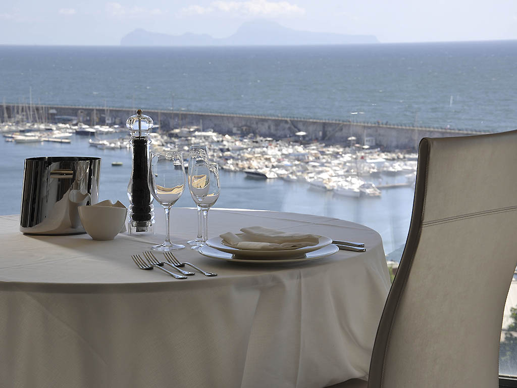 酒吧- hotel poseidon