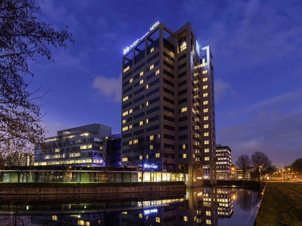 ibis budget Amsterdam Zuid - Image 2