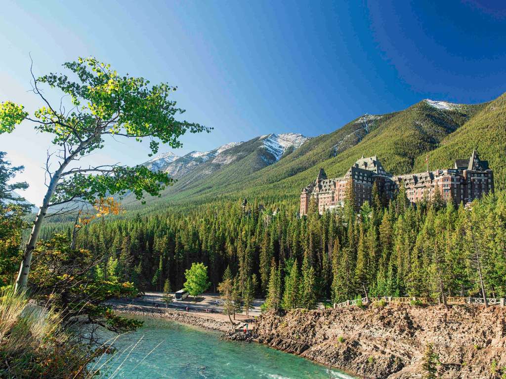 Fairmont Banff Springs - Image 4