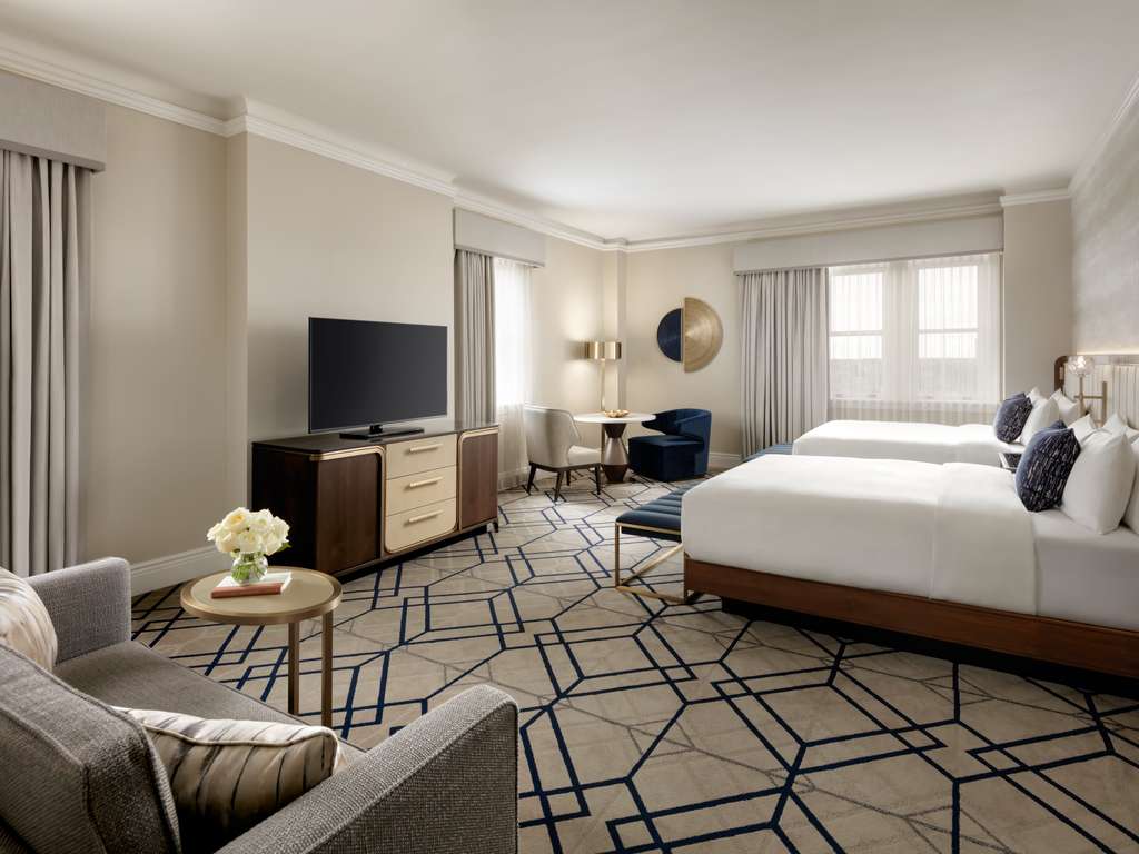 Photo - Fairmont Hotel Macdonald