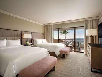 OCEANFRONT LUXURY SUITE Queen/Queen, 1477 SF/137SM, spectacular ocean view