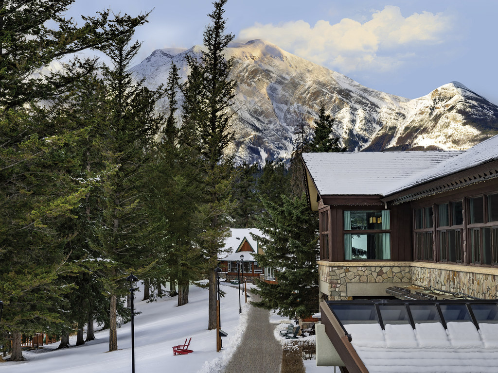 Fairmont Jasper Park Lodge - Image 1