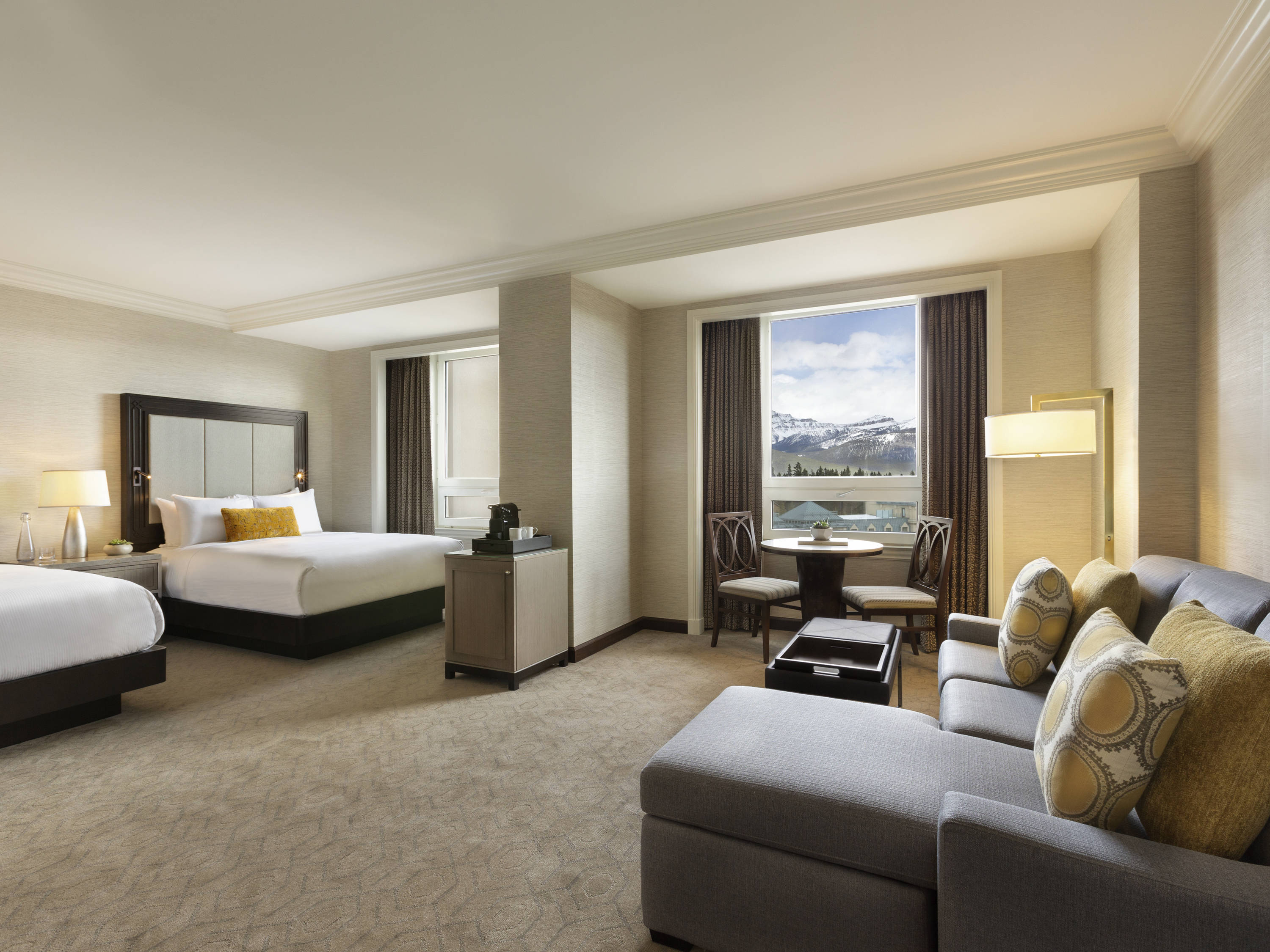 Fairmont Gold Jr Suite 2 Queens