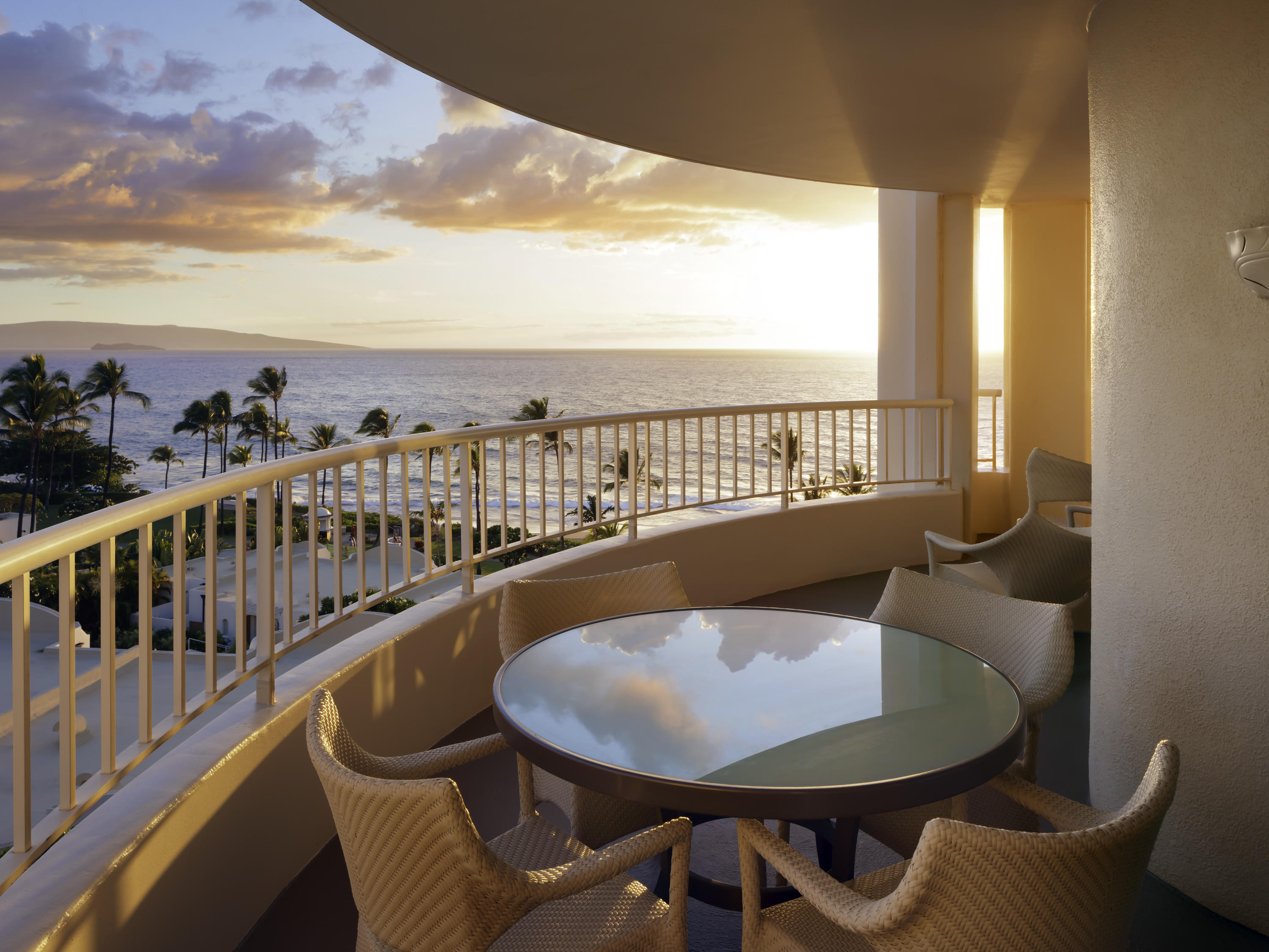 SUITE D'ANGLE KILOHANA 1 LIT KING, canapé-lit, 102 m², terrasse panoramique avec vue sur océan — photo 1