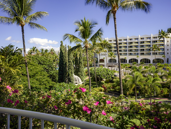 GARDEN VIEW SUITE 2 Double - 860sf 79sm, separate living room, large balcony, garden view