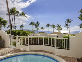 MOBILITY ACCESSIBLE 2 BEDROOM OCEANVIEW VILLA King 2 Queen Tub with Grab Bar - 1800sf 167sm