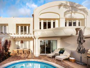 2 BEDROOM OCEANFRONT VILLA 2 King - 1800sf 167sm, gourmet kitchen, private plunge pool
