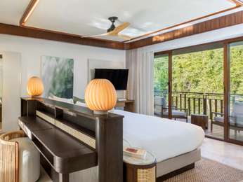 SIGNATURE CASITA King- 458SF,42SM, lagoon view, furnished terrace and Balam Butler service.