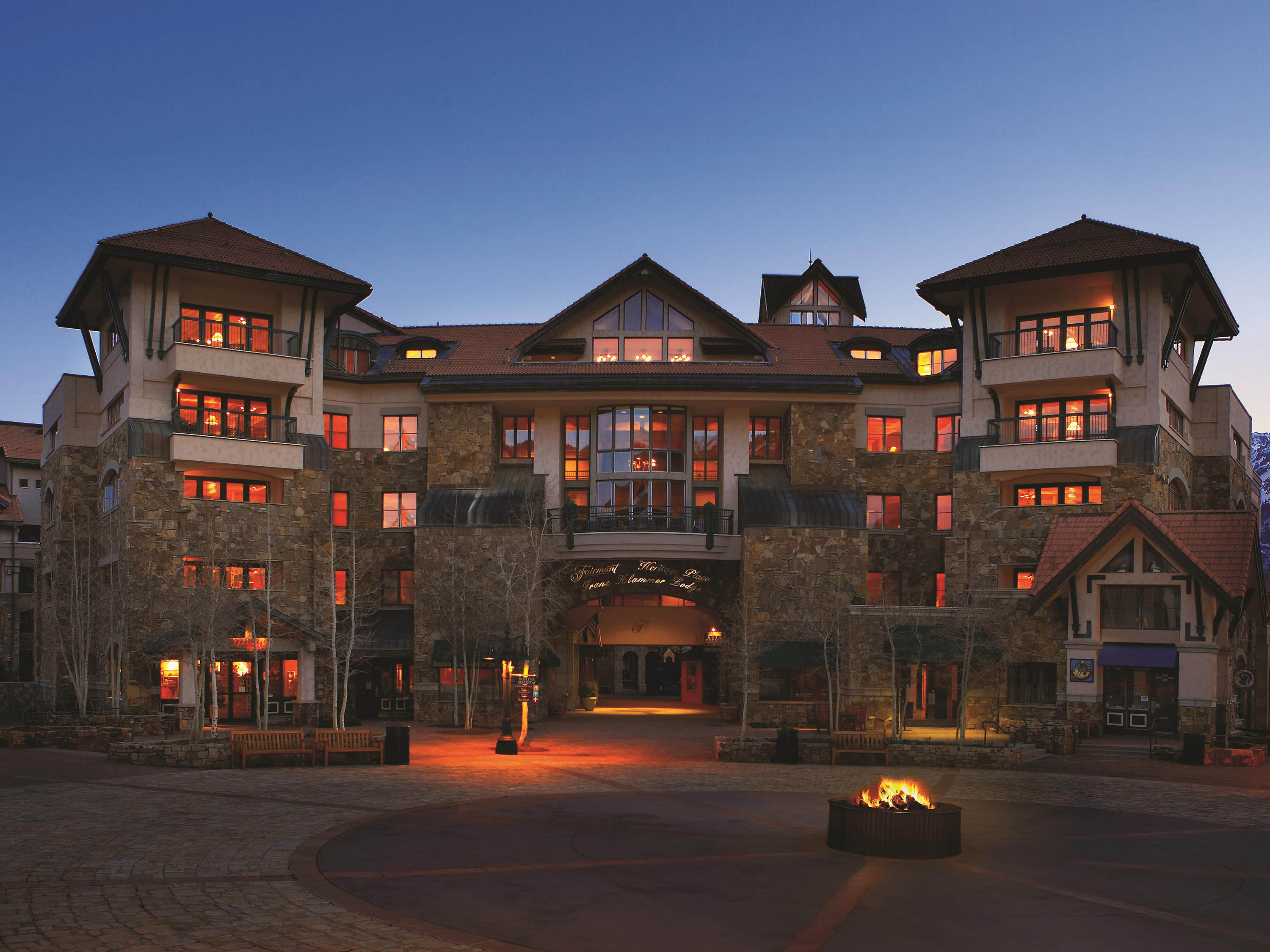 Fairmont Heritage Place, Franz Klammer Lodge