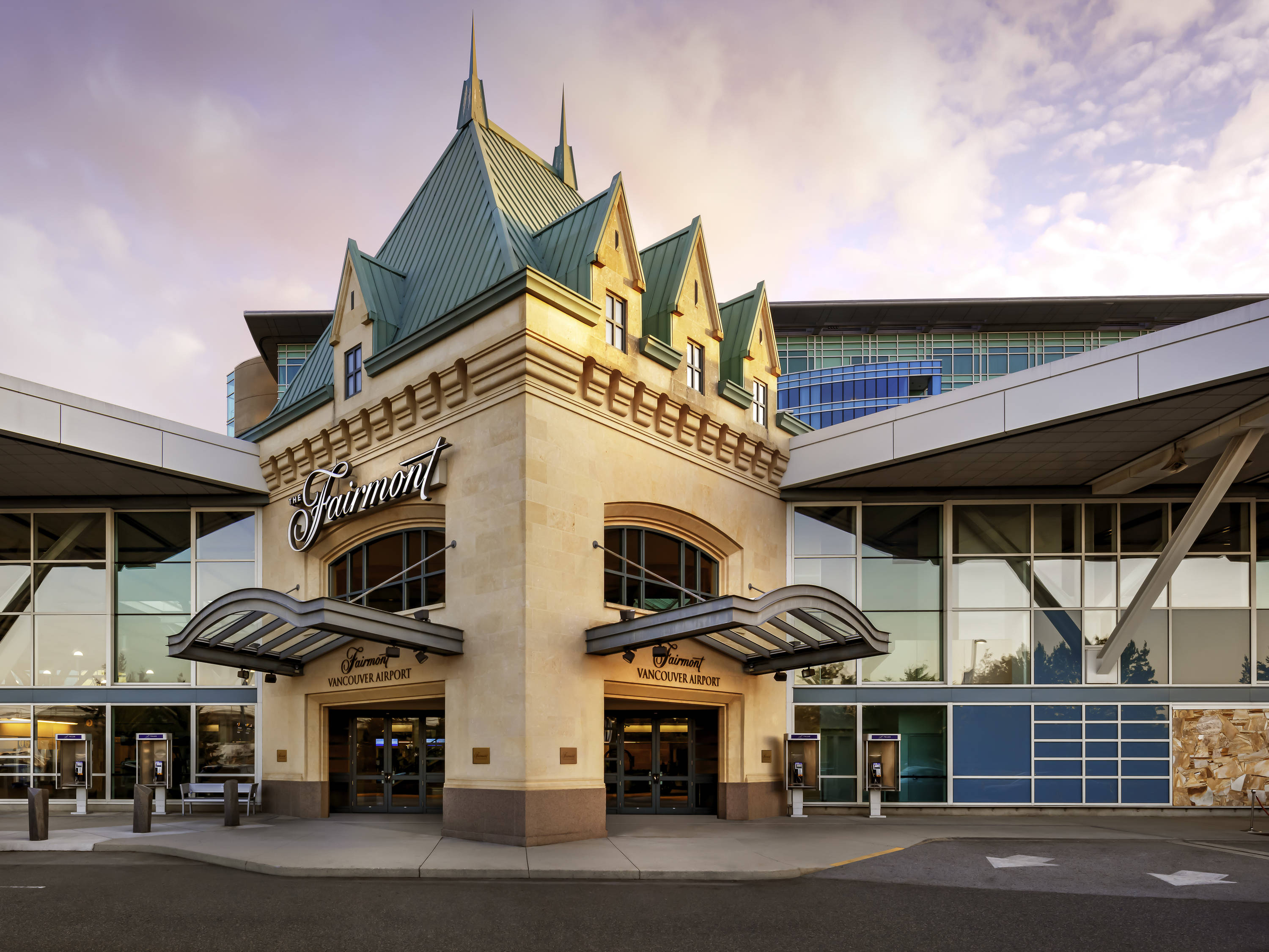 Fairmont Vancouver Airport