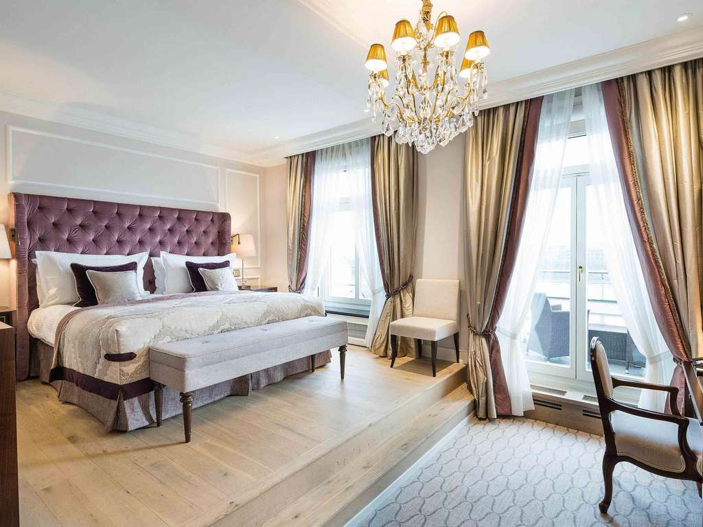 Photo - Fairmont Hotel Vier Jahreszeiten, Hotel des Jahres 2023 & 2024- Die 101 Besten