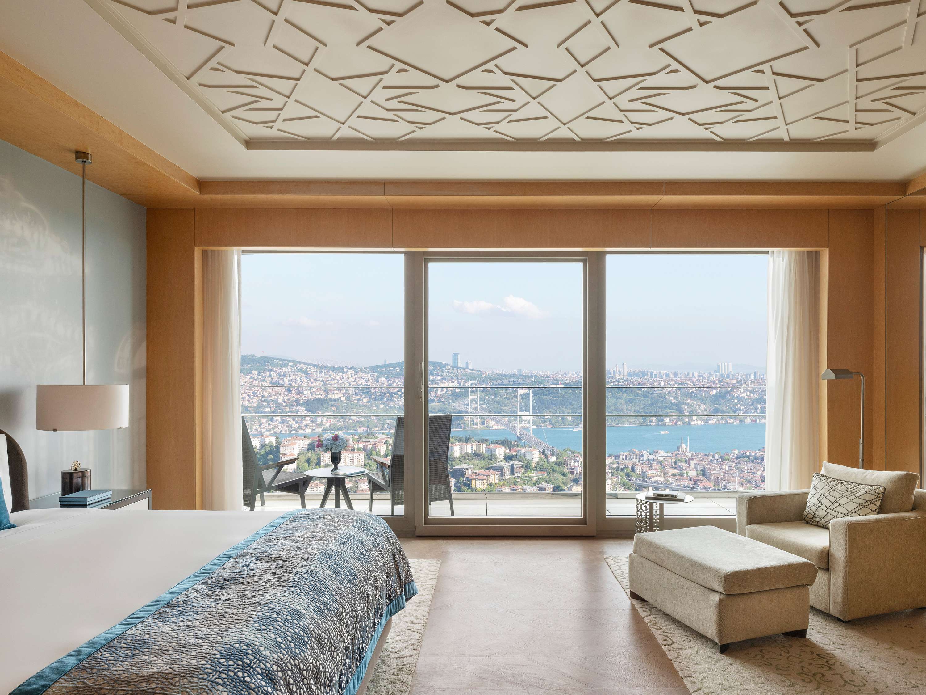 Chambre Deluxe Bosphorus - 1 lit king size, 72 m² — photo 1