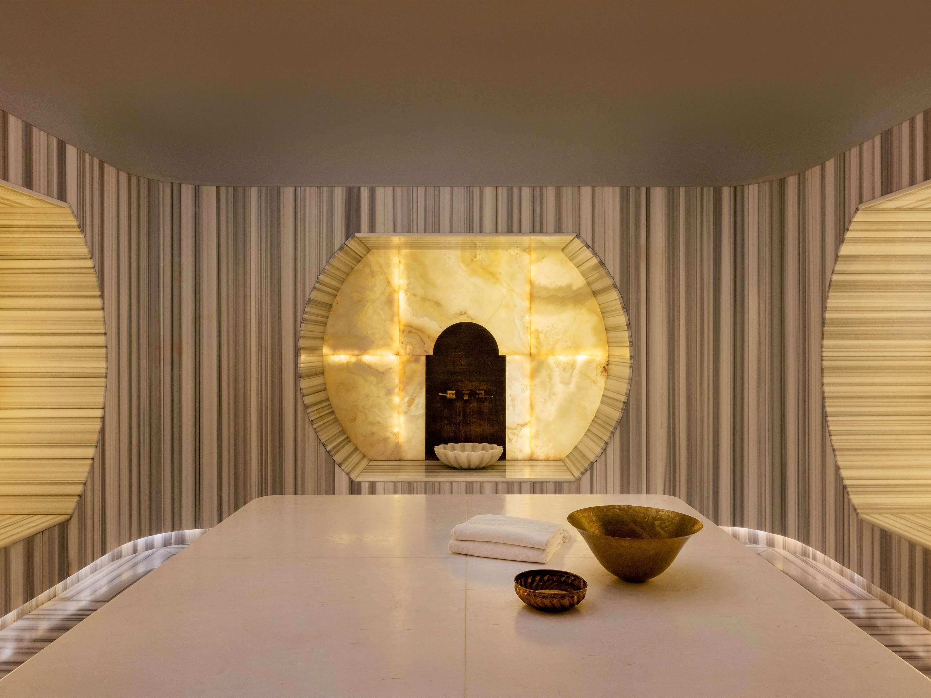 Raffles Istanbul — 29/30
