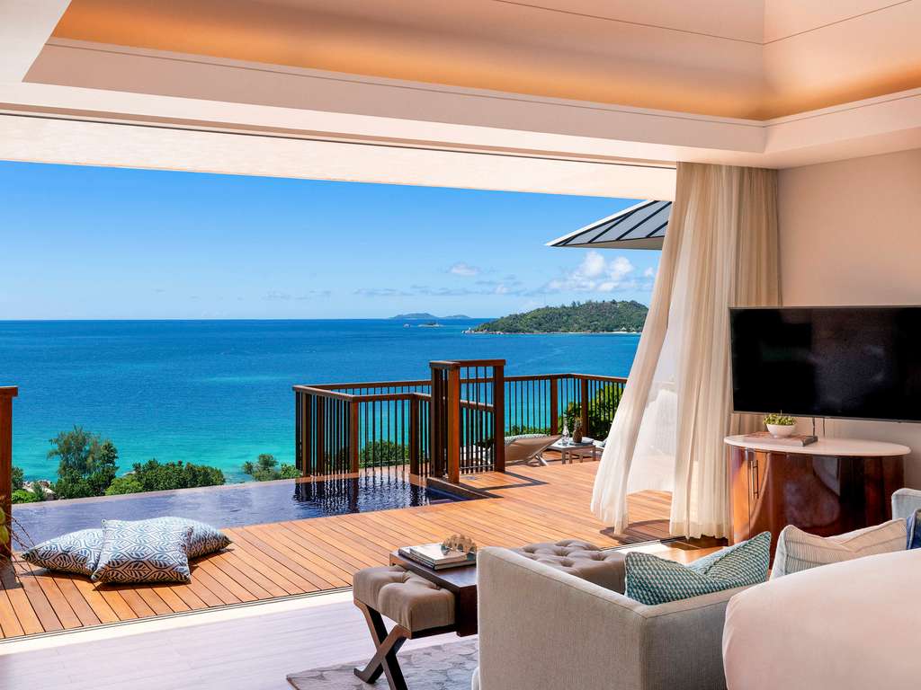 Raffles Seychelles — 13/14