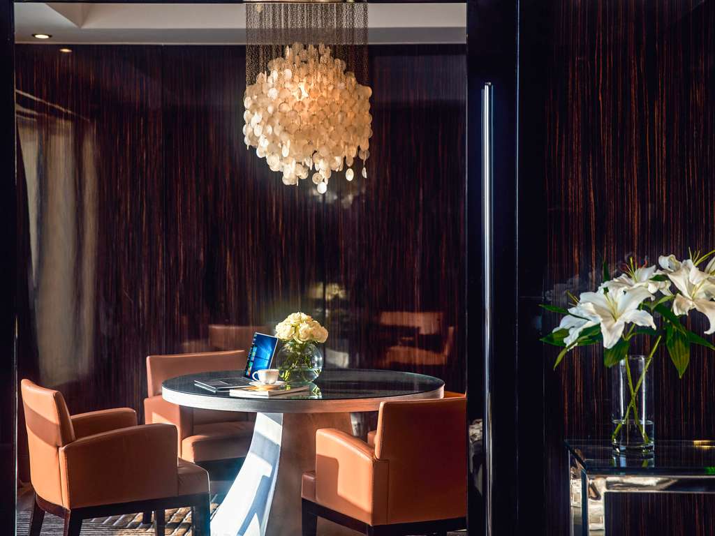 Fairmont Nile City — 13/14