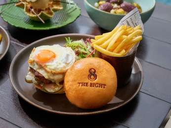 THE EIGHT restaurant picture