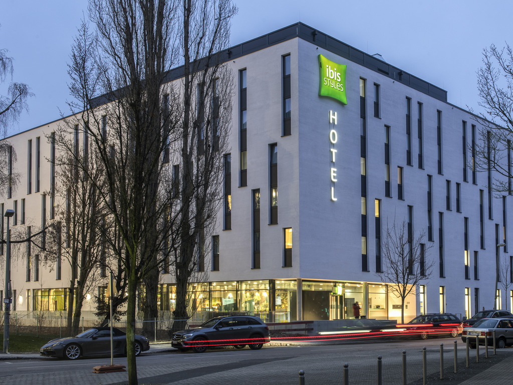 Ibis Styles Stuttgart Vaihingen - Image 1