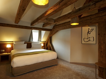 SUITE JUNIOR, 1 king size bed and 2 single beds, photo 2