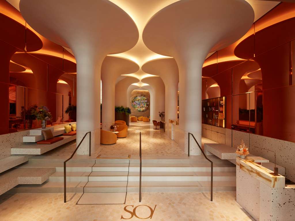 SO/ Paris Otel - Image 2