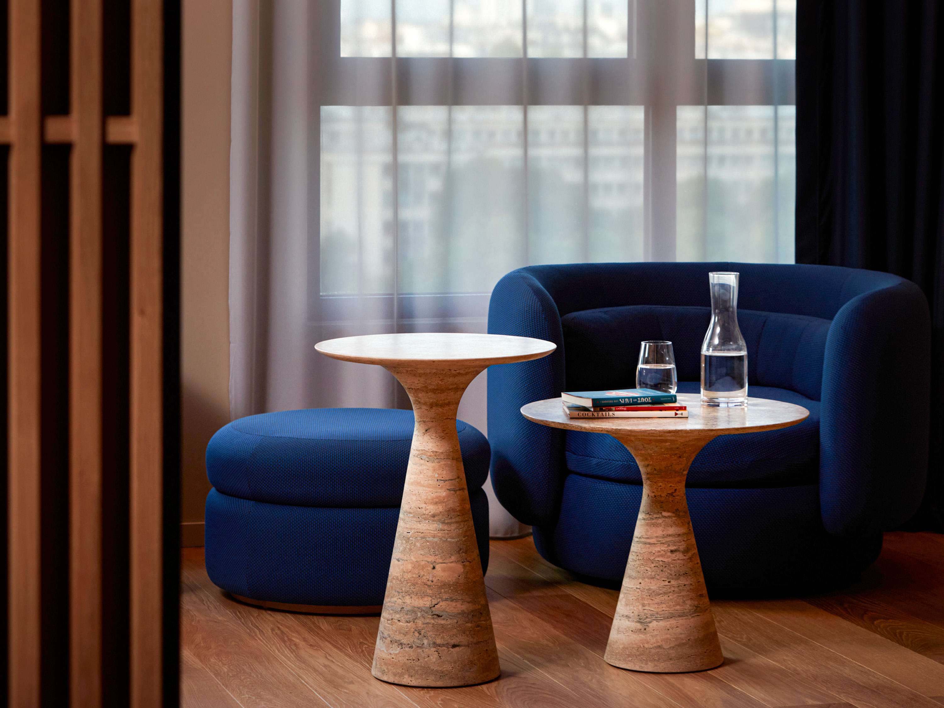 L'ATELIER, 1 King, Suite d'angle avec espace salon, Vue sur les toits de Paris — photo 3