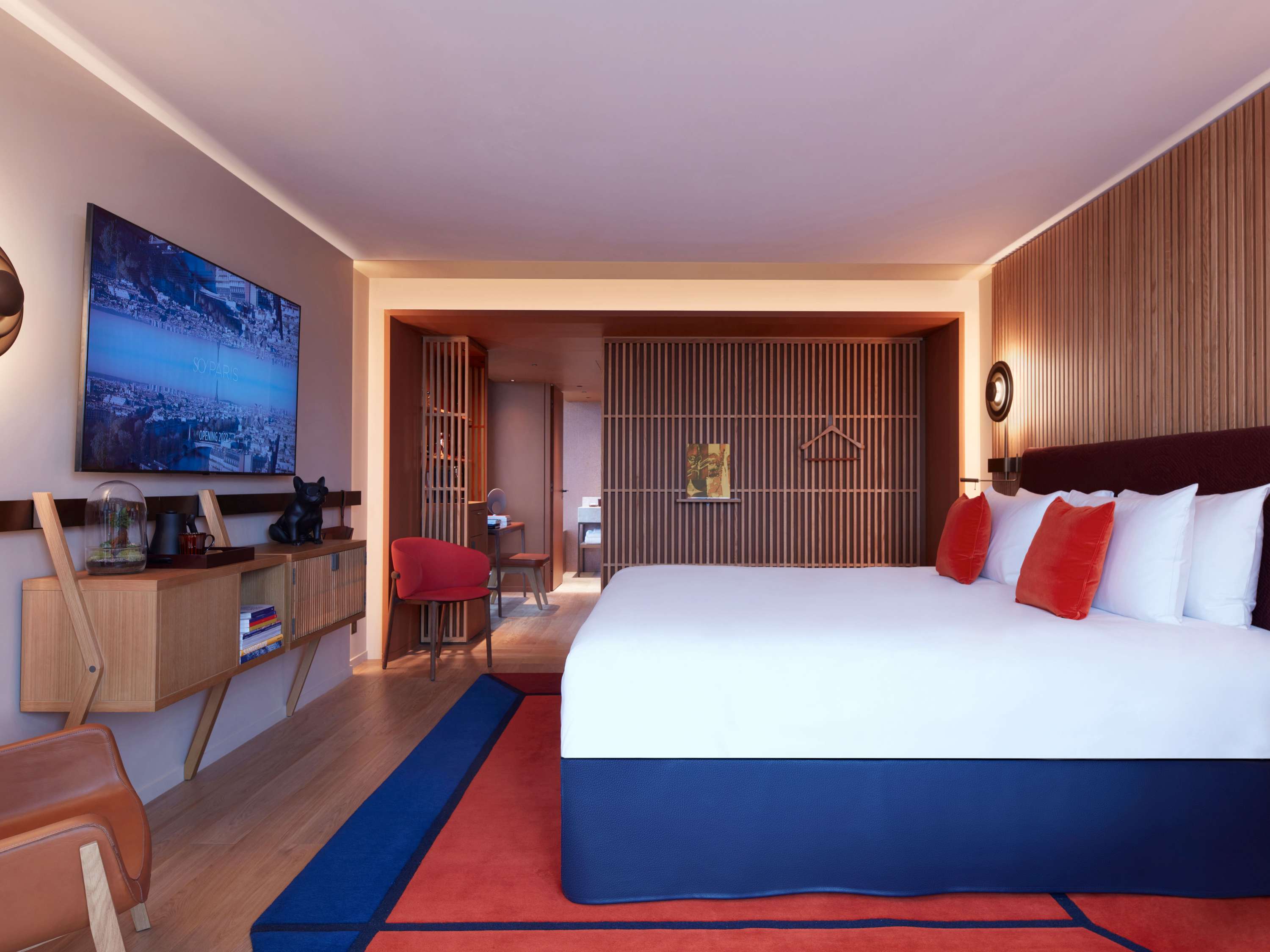 STUDIO PANORAMA VIEW, 1 King, Junior Suite d'angle, Vue sur la Seine et la Tour Eiffel — photo 5