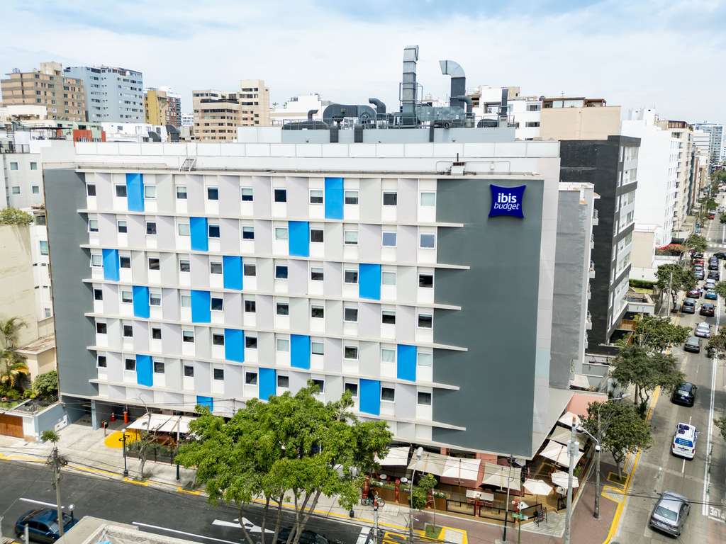 ibis budget Lima Miraflores - Image 1