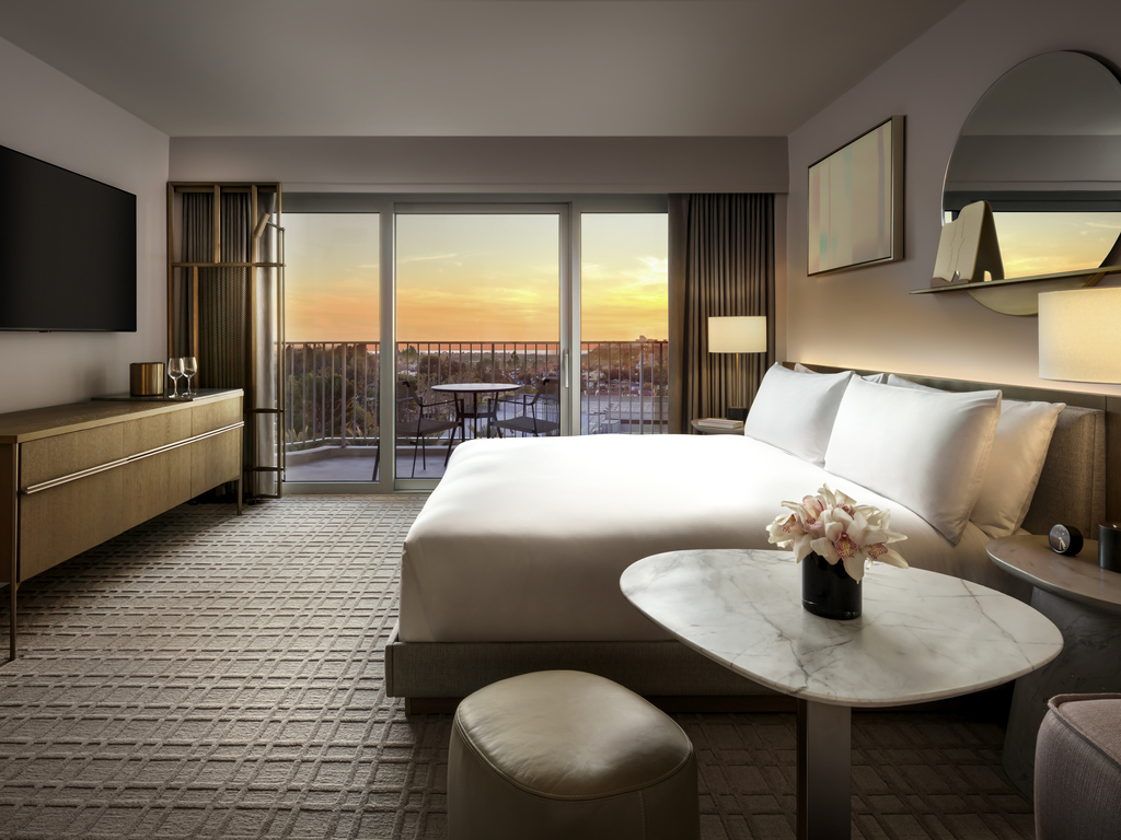 Fairmont Century Plaza Los Angeles at Beverly Hills — 8/14