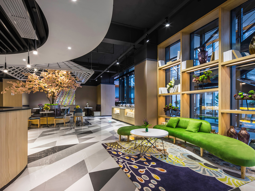 ibis Styles Kunming Nanping Waliking Street - Image 1