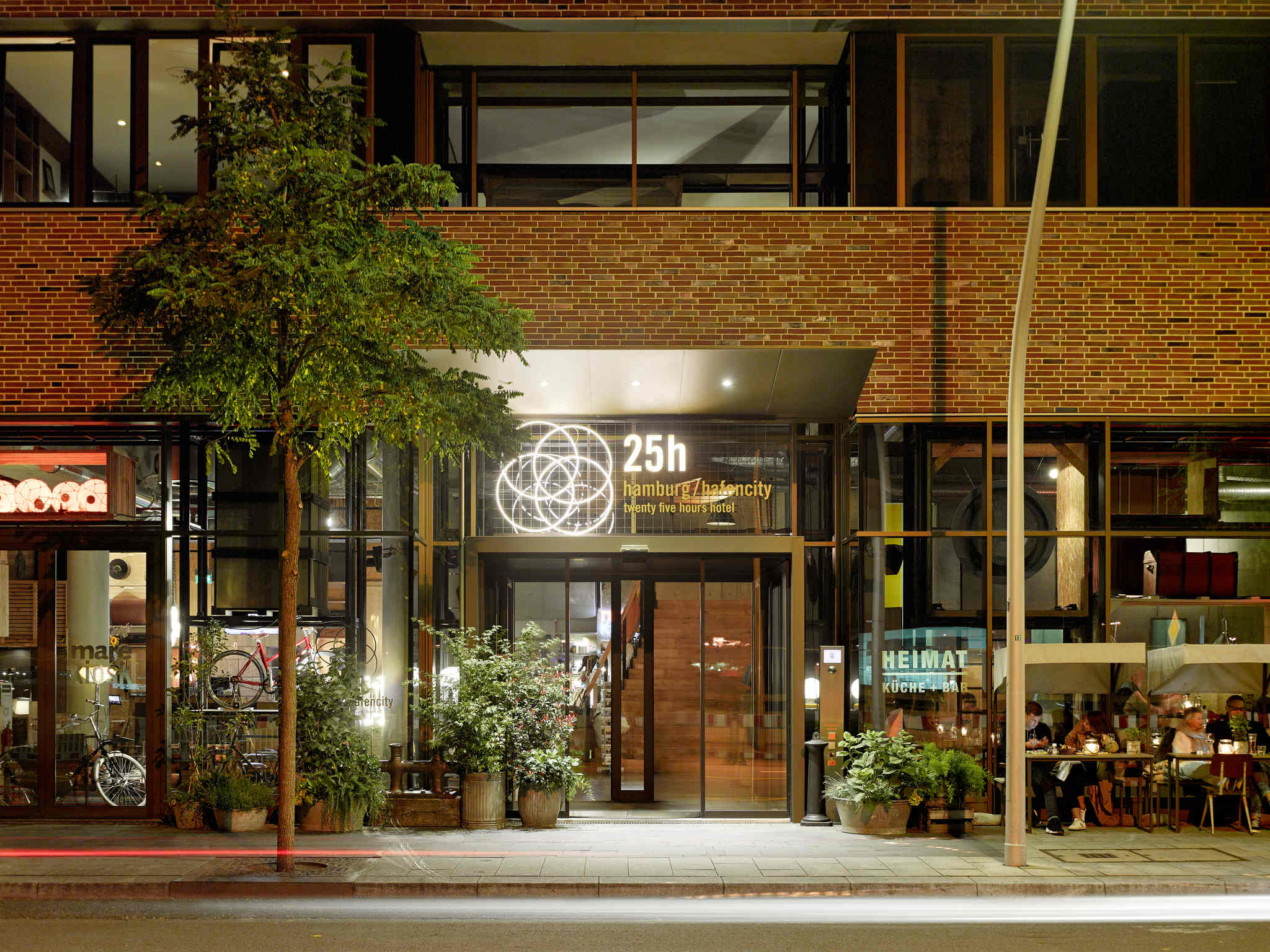 Hotel In Hamburg 25hours Hotel Hamburg Hafencity All