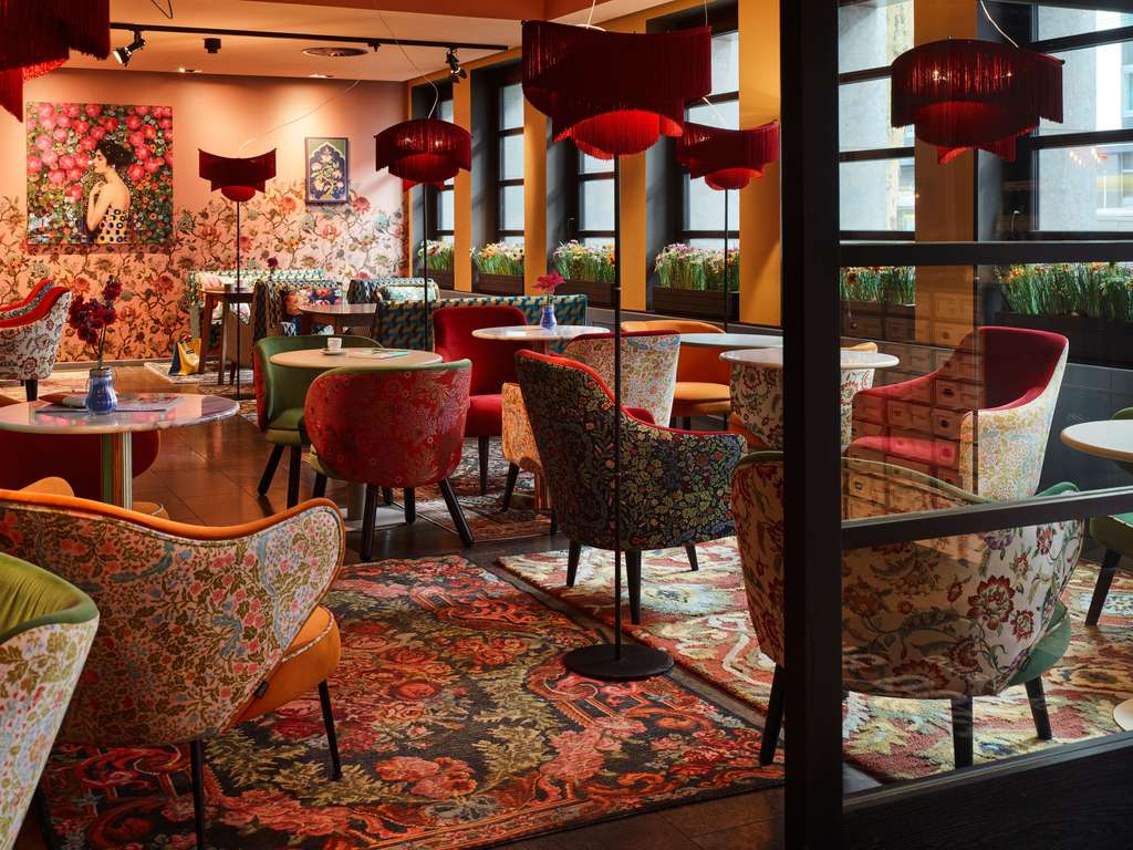 25hours Hotel Frankfurt The Goldman - Image 4