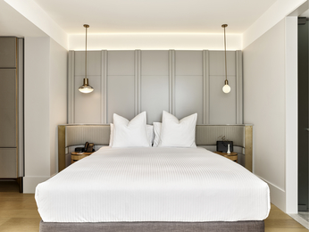 Superior Room with 1 King Size Bed