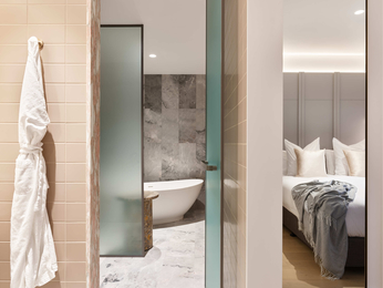 Junior Suite with 1 King Size Bed