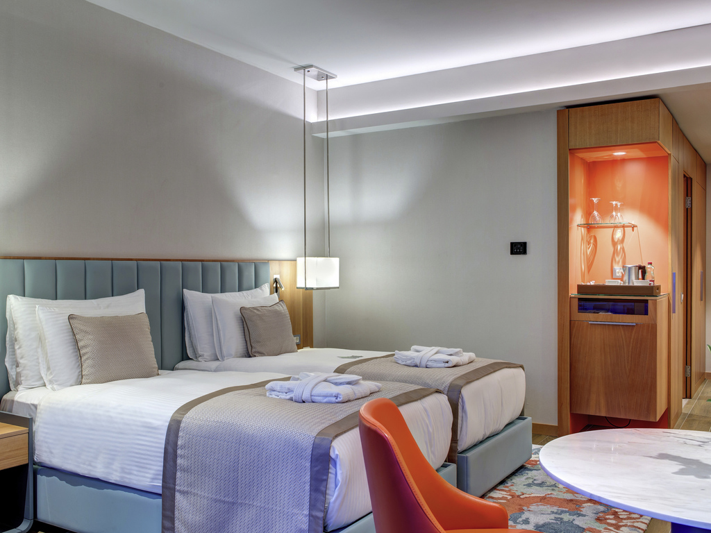 Standard Room, Double Bed, Park View