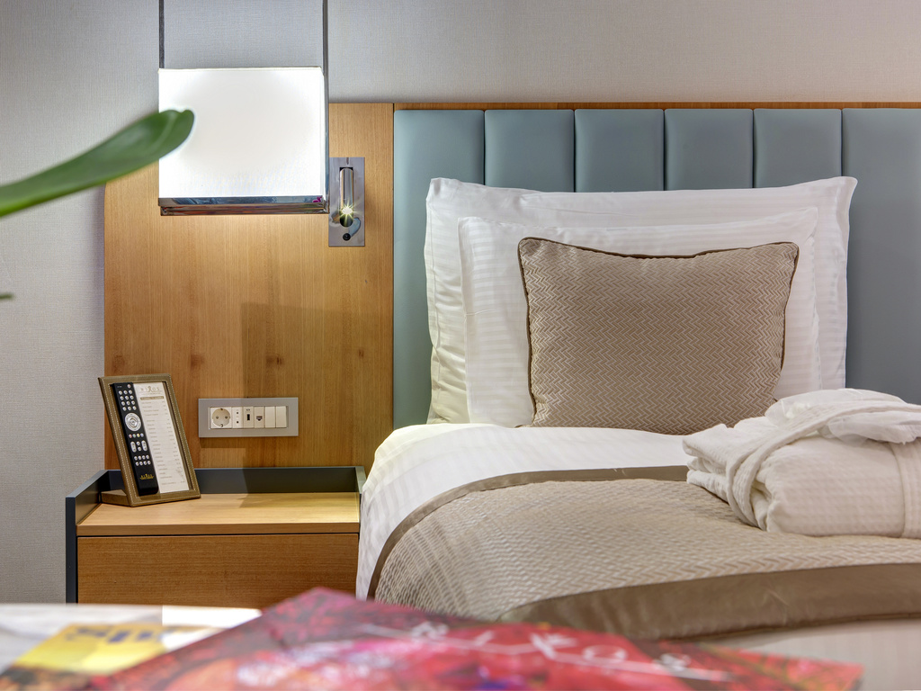 Corner Suite, Sea View, Balcony