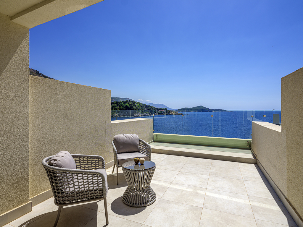 Superior Room, Twin Beds, Sea View