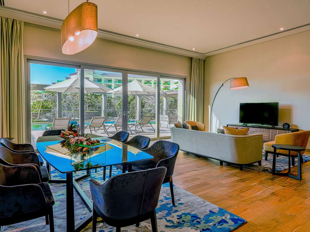 Pool-Suite mit vier Schlafzimmern
