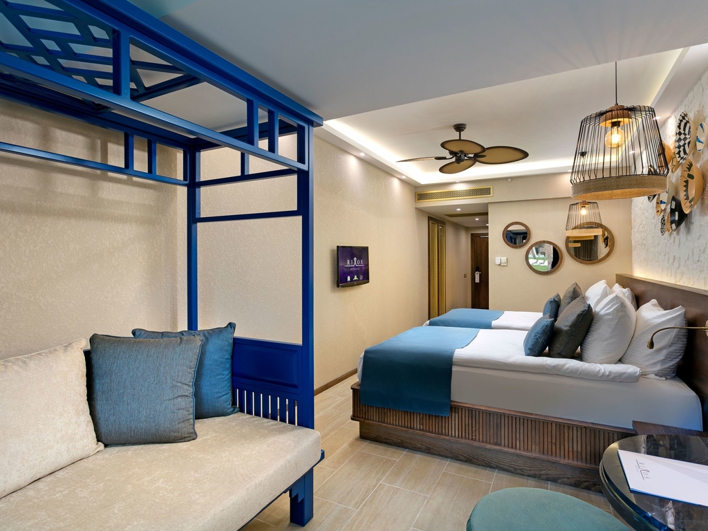 Terrace Family Suite