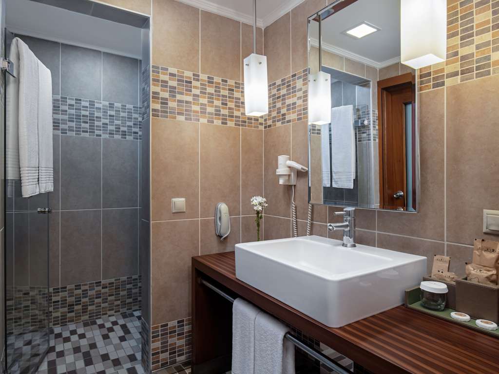 King Suite with Private Jacuzzi