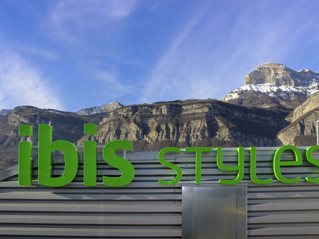 ibis Styles Crolles Grenoble A41 - Image 4