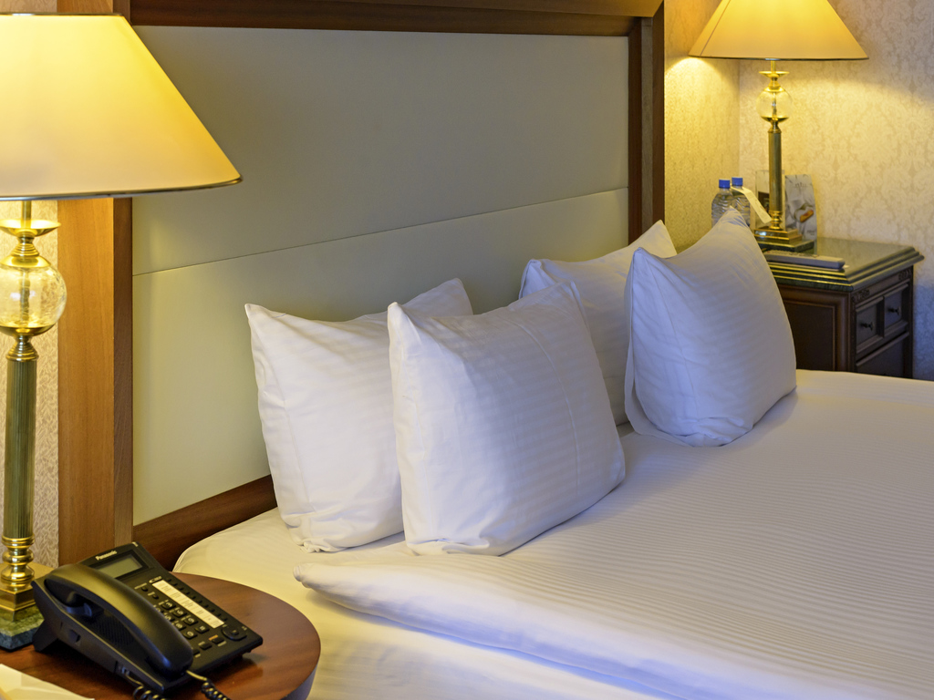 Номер Deluxe с большой двуспальной кроватью