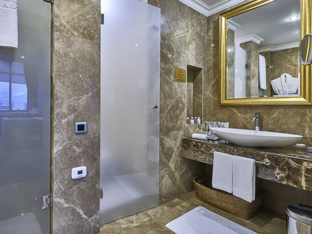 Premium-Suite