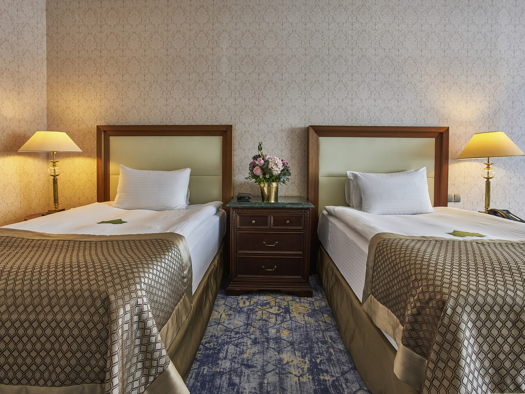 Номер Deluxe с двумя односпальными кроватями