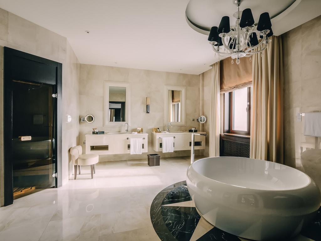 Penthouse Suite