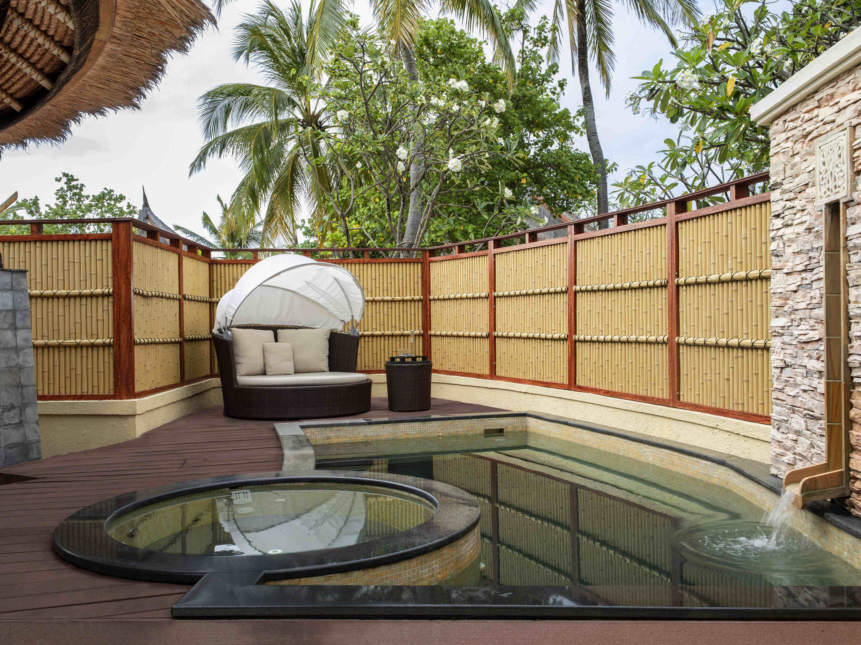 Villa avec piscine et vue sur l'océan — photo 4