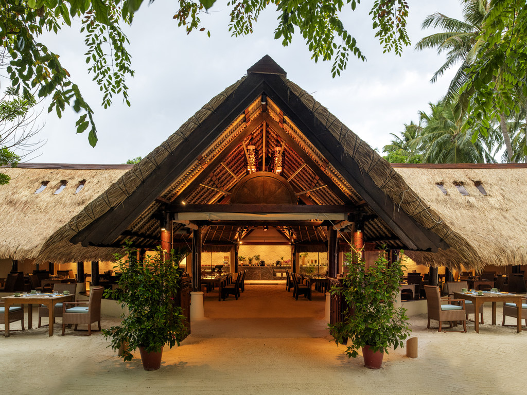 Banyan Tree Vabbinfaru — 13/14