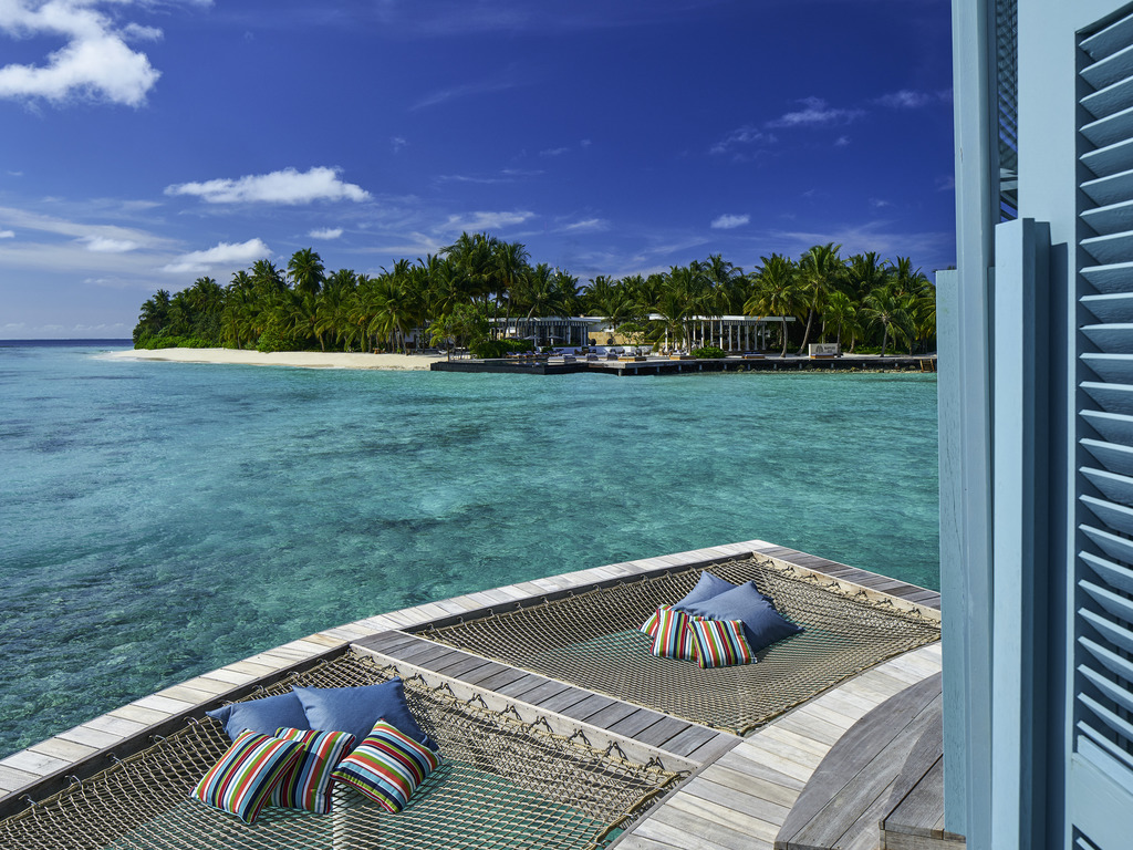 Raffles Maldives Meradhoo Resort - Image 2