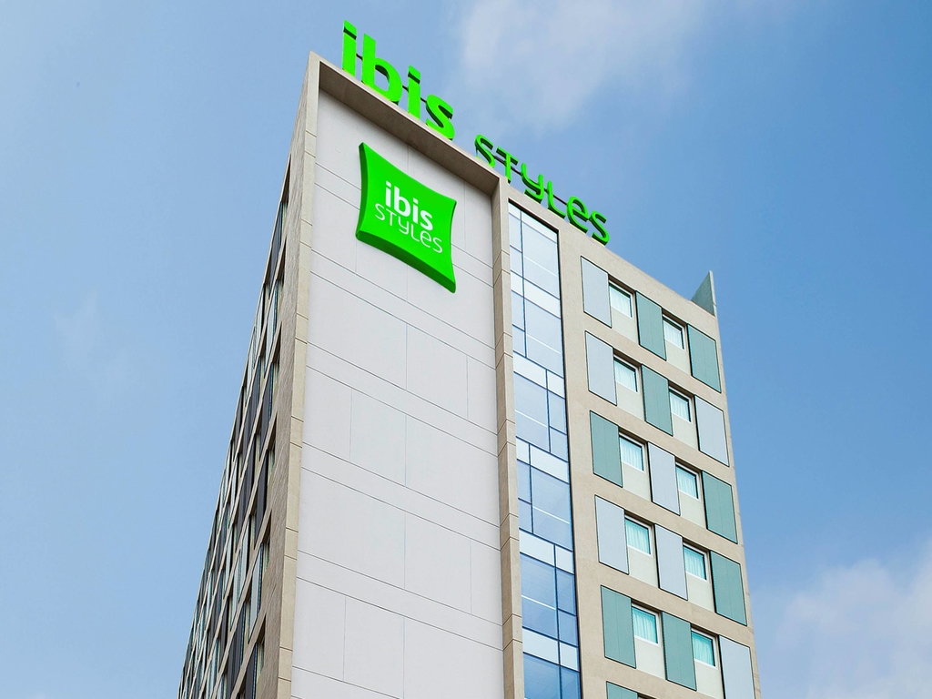 Ibis Styles Lima San Isidro - Image 2